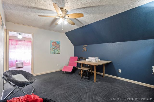 53076 S 690 Road, Colcord, OK 74338