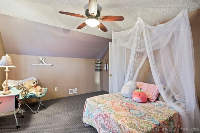 53076 S 690 Road, Colcord, OK 74338