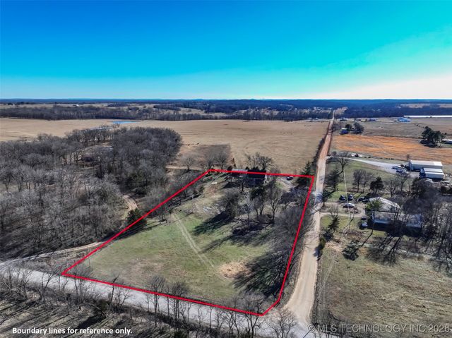 53076 S 690 Road, Colcord, OK 74338