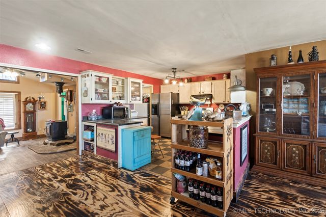 53076 S 690 Road, Colcord, OK 74338