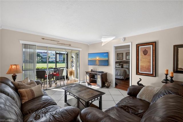 201 Quail Forest BLVD # 109, Naples, FL 34105