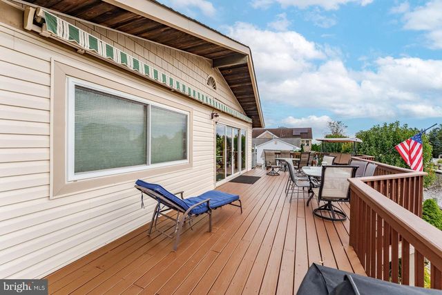 68 EDGEWATER DRIVE, Tuckerton, NJ 08087