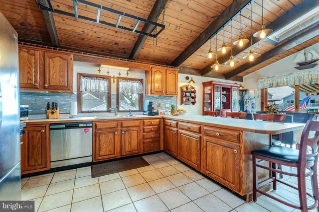 68 EDGEWATER DRIVE, Tuckerton, NJ 08087