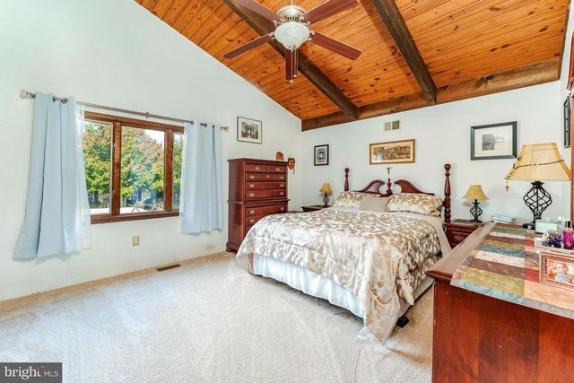 68 EDGEWATER DRIVE, Tuckerton, NJ 08087