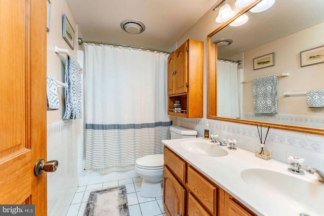 68 EDGEWATER DRIVE, Tuckerton, NJ 08087