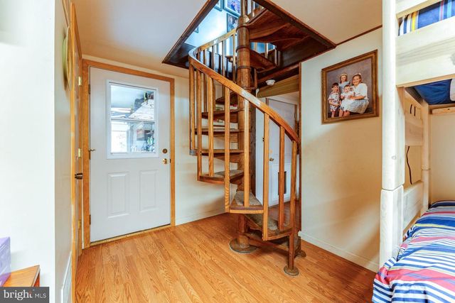 68 EDGEWATER DRIVE, Tuckerton, NJ 08087