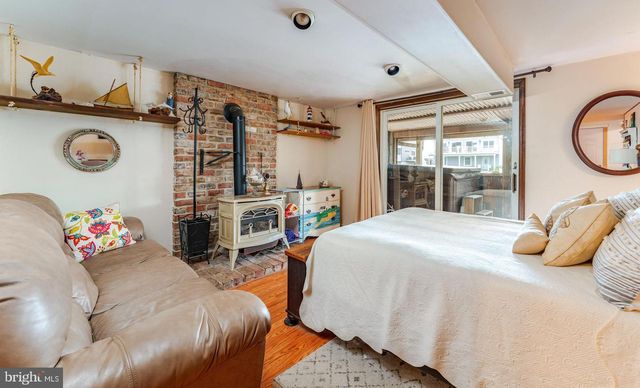 68 EDGEWATER DRIVE, Tuckerton, NJ 08087