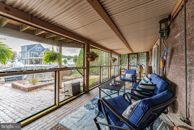 68 EDGEWATER DRIVE, Tuckerton, NJ 08087