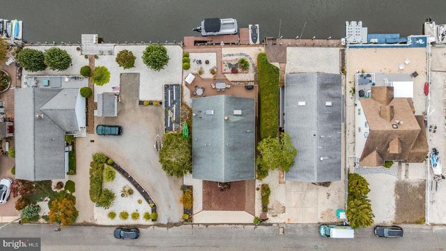 68 EDGEWATER DRIVE, Tuckerton, NJ 08087