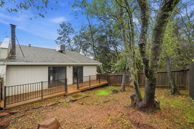 2725 Yuma Ct, Cameron Park, CA 95682