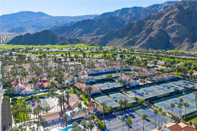 77164 Vista Flora, La Quinta, CA 92253