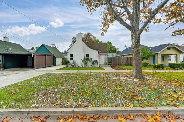 810 13th St, Marysville, CA 95901