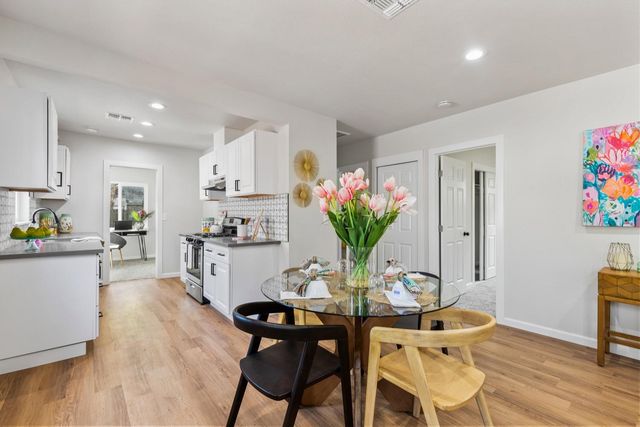 810 13th St, Marysville, CA 95901