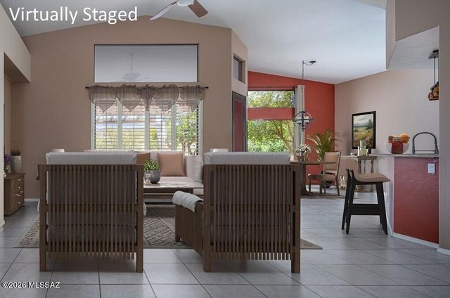 10290 N Calle Del Carnero, Oro Valley, AZ 85737