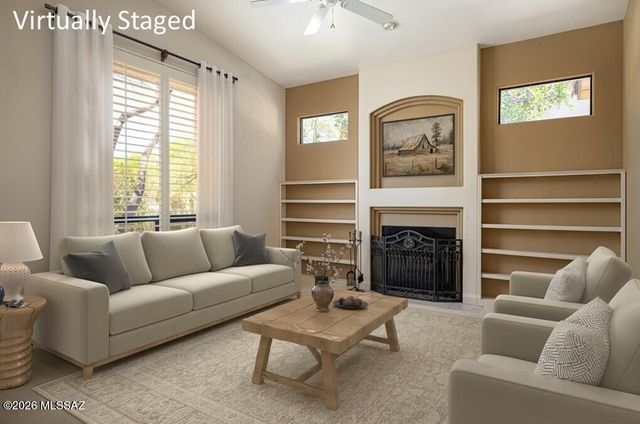 10290 N Calle Del Carnero, Oro Valley, AZ 85737
