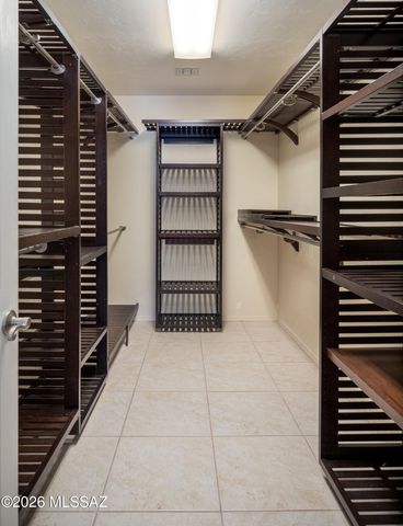 10290 N Calle Del Carnero, Oro Valley, AZ 85737