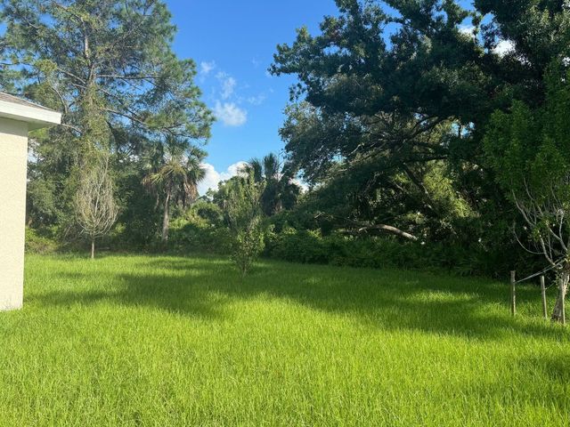 2333 RENFRO AVENUE, North Port, FL 34286