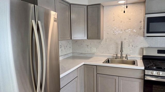 38 Oakwood STREET, Williams Bay, WI 53191
