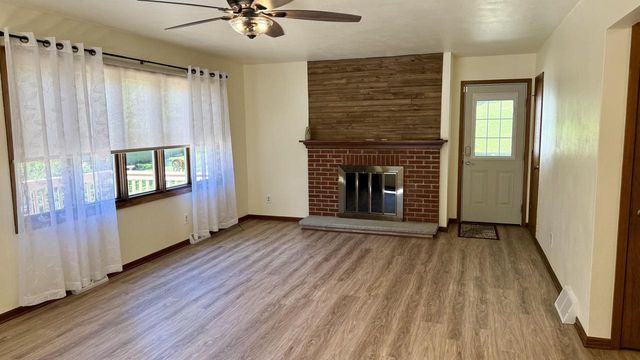 38 Oakwood STREET, Williams Bay, WI 53191