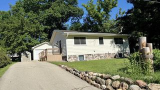 38 Oakwood STREET, Williams Bay, WI 53191