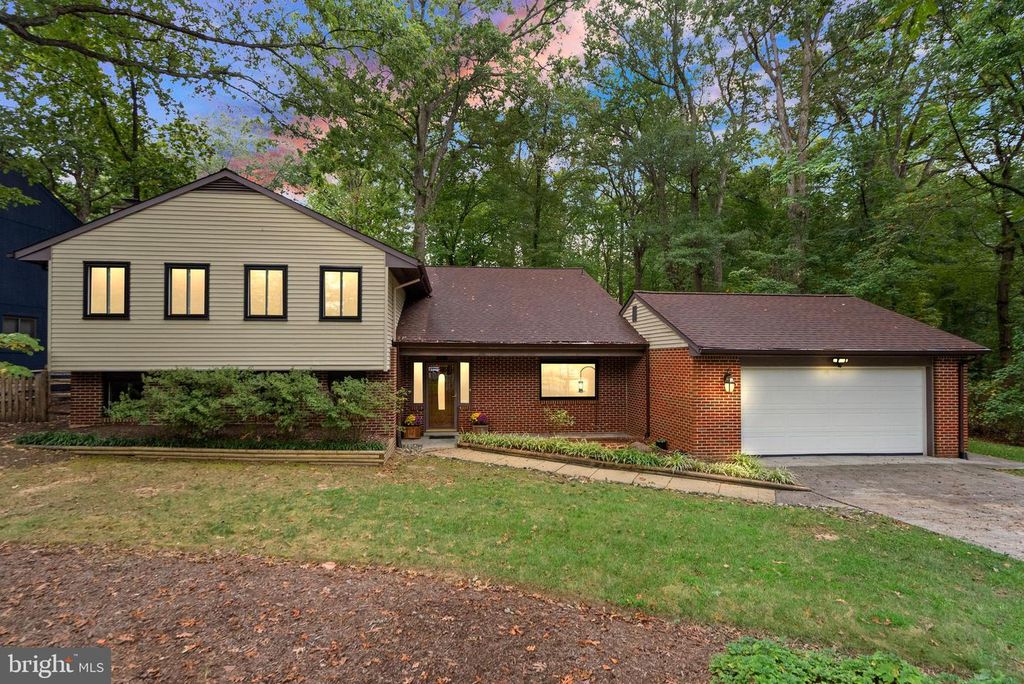 2510 FREETOWN DR, Reston, VA 20191