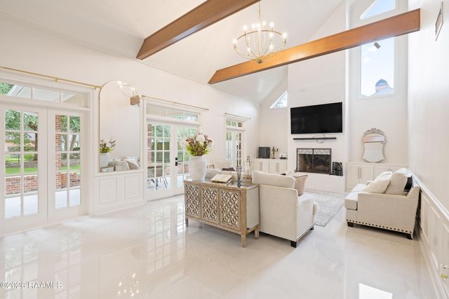 215 Spyglass Lane, Broussard, LA 70518