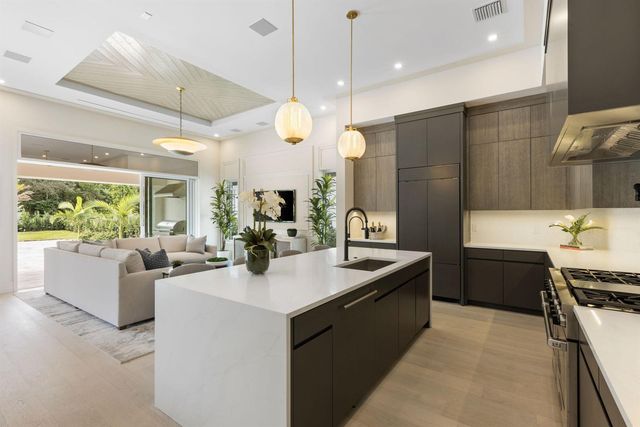 3208 Blue Cypress Lane, Wellington, FL 33414