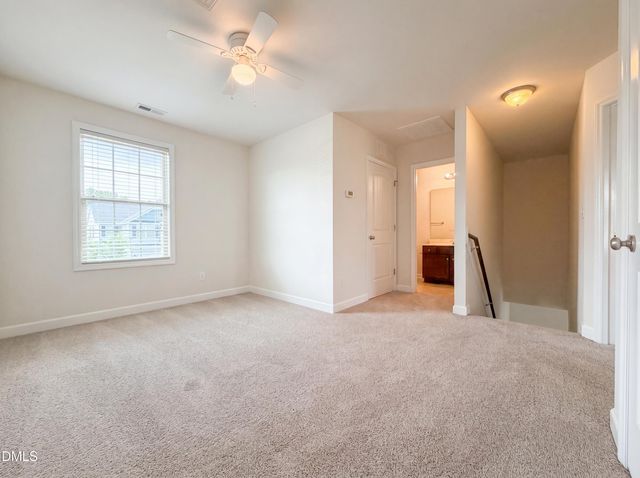 216 Hardaway Point, Clayton, NC 27527