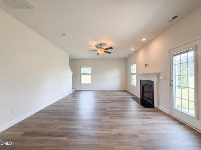 216 Hardaway Point, Clayton, NC 27527