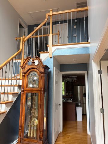 12 Longview Dr, Kingston, MA 02364