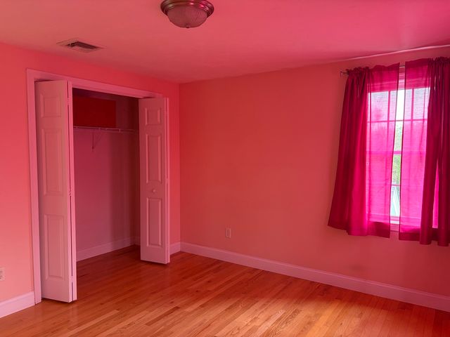 12 Longview Dr, Kingston, MA 02364