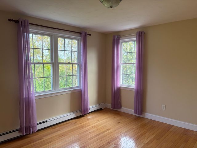 12 Longview Dr, Kingston, MA 02364