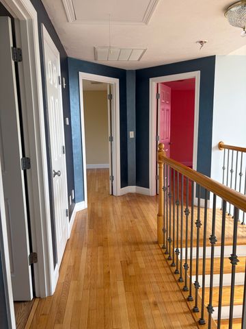 12 Longview Dr, Kingston, MA 02364