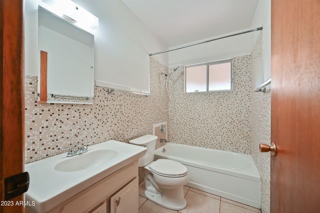 6238 N 10th Street, Phoenix, AZ 85014
