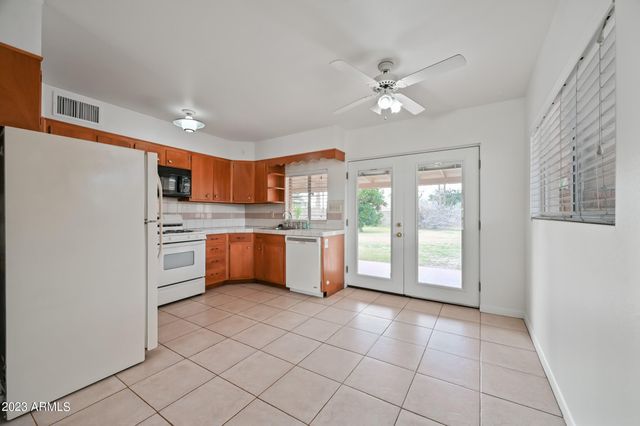 6238 N 10th Street, Phoenix, AZ 85014