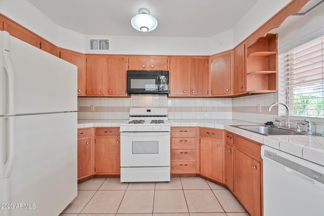 6238 N 10th Street, Phoenix, AZ 85014