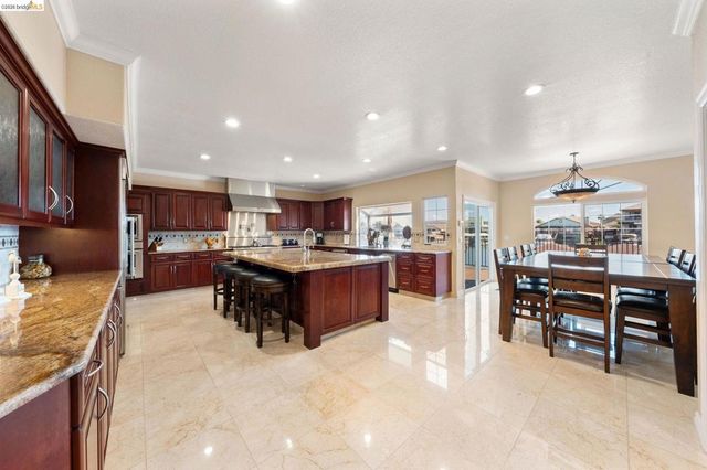 96 Shell Place, Discovery Bay, CA 94505