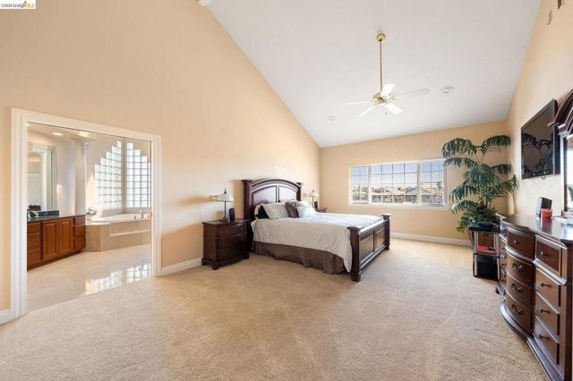 96 Shell Place, Discovery Bay, CA 94505