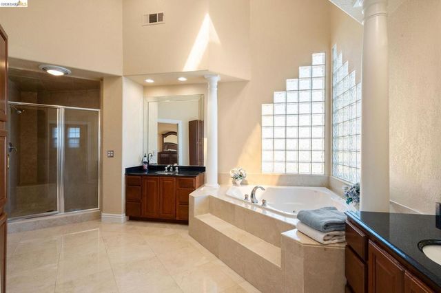 96 Shell Place, Discovery Bay, CA 94505