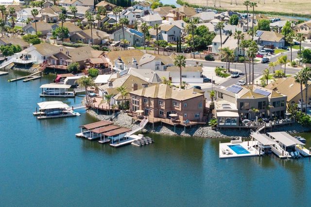 96 Shell Place, Discovery Bay, CA 94505