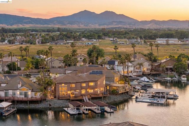 96 Shell Place, Discovery Bay, CA 94505