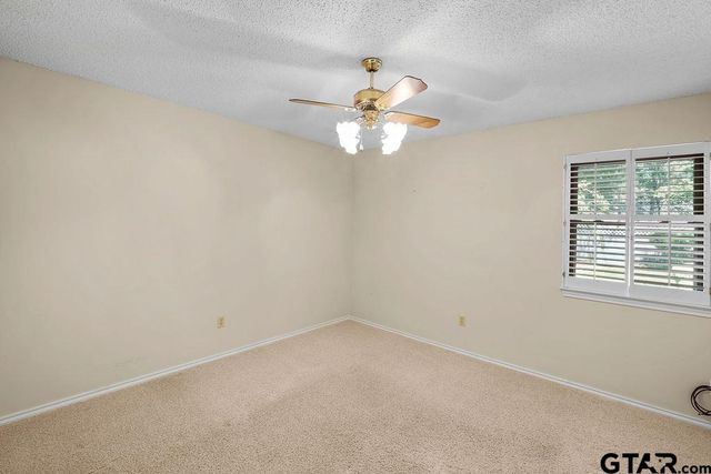 641 Hideaway ln E, Hideaway, TX 75771