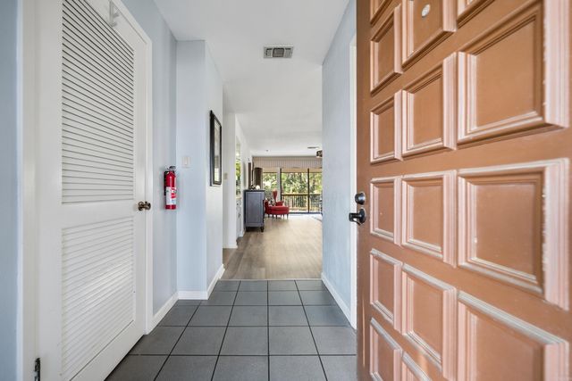 200 Pretti Pt Apt G4, Hot Springs, AR 71913