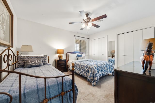 200 Pretti Pt Apt G4, Hot Springs, AR 71913