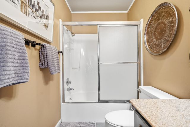 200 Pretti Pt Apt G4, Hot Springs, AR 71913