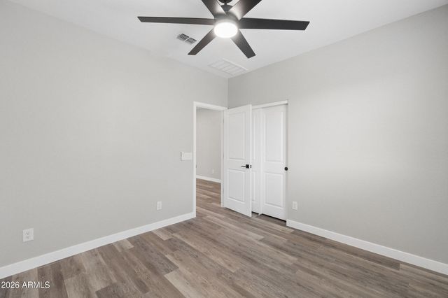 10220 N 49TH Avenue, Glendale, AZ 85302