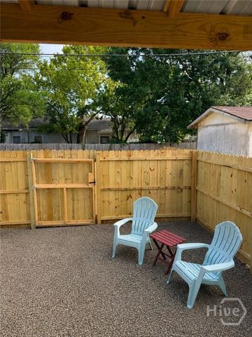 530 E 35th Street A, Savannah, GA 31401