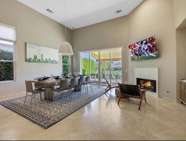 81045 Golf View Drive, La Quinta, CA 92253