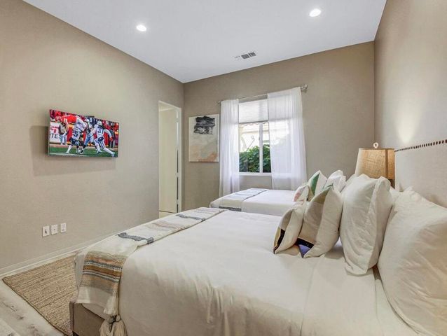 81045 Golf View Drive, La Quinta, CA 92253