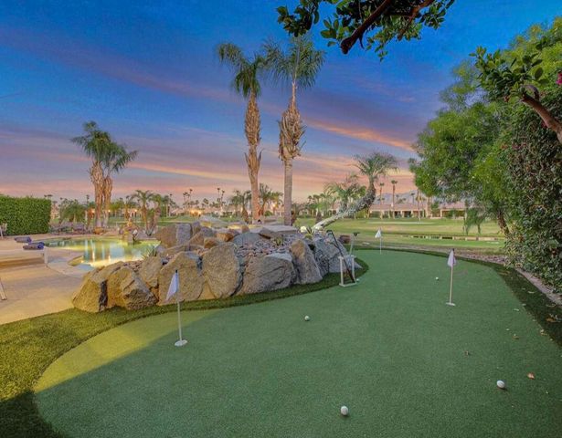 81045 Golf View Drive, La Quinta, CA 92253